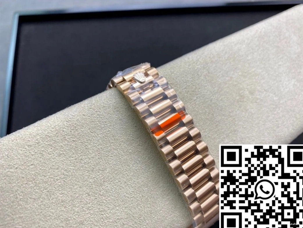 Rolex Date Dial 40MM Black Day Factory EW 0103